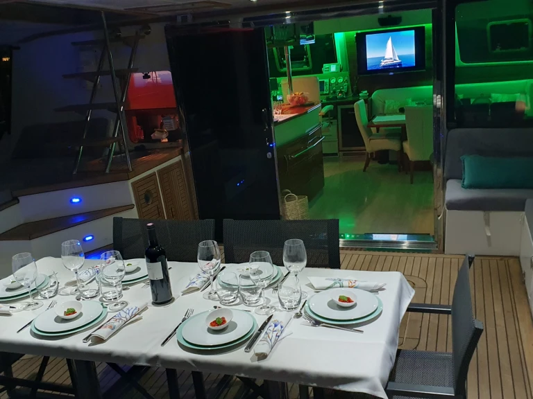 Huur Catamaran met of zonder schipper Sunreef in Bormes-les-Mimosas