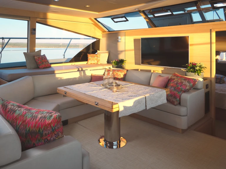 Huur een Aquila Aquila 54 in Zaton