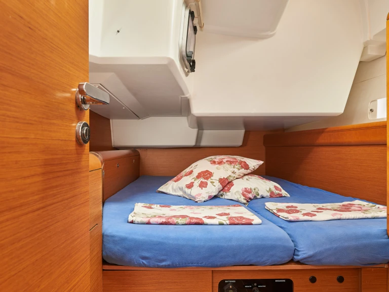 Bootverhuur Jeanneau Sun Odyssey 509 in Kallithea via SamBoat