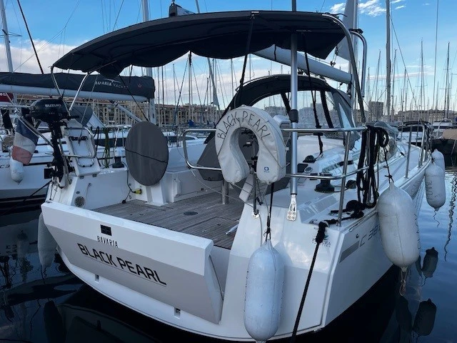 Zeilboot te huur in Marseille voor de beste prijs