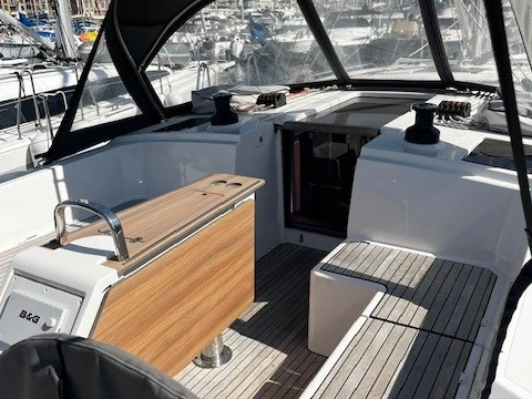 Bavaria Bavaria C42 te huur van particulier of professional in Marseille
