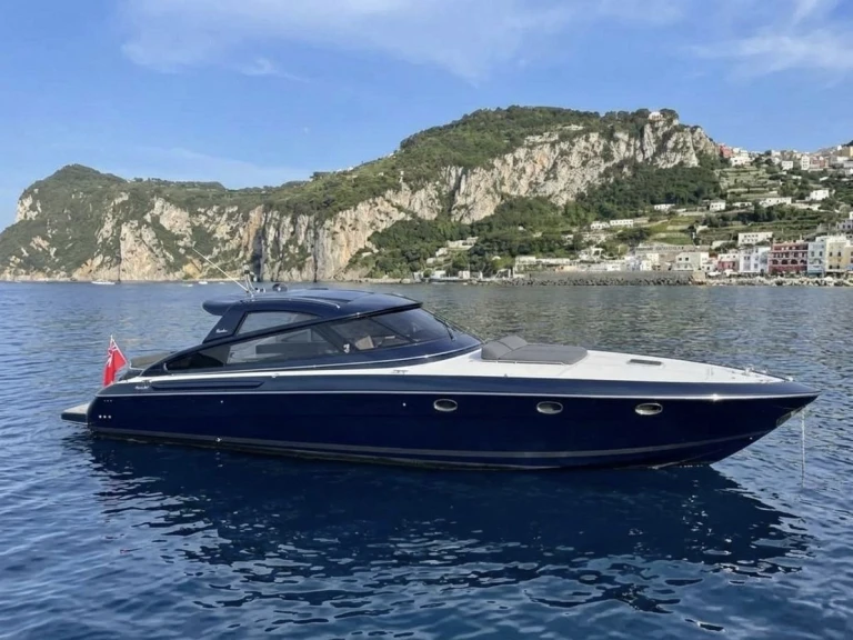 Motorboot te huur in Poltu Quatu voor de beste prijs