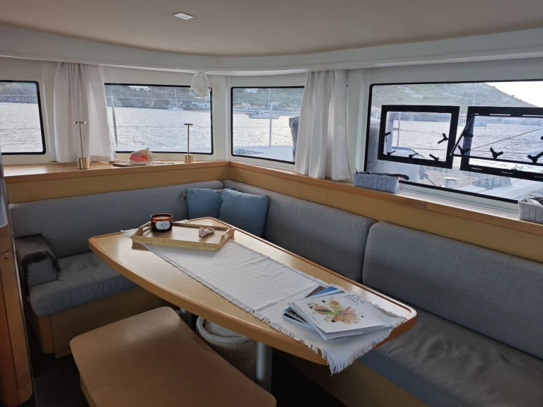 Huur een Lagoon Lagoon 42 in Marigot