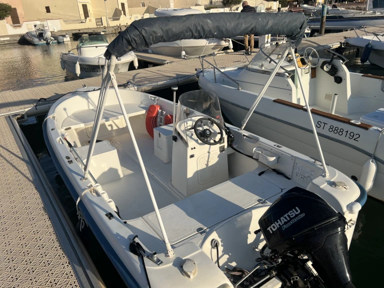 Motorboot te huur in Le Barcarès voor de beste prijs