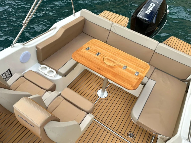 Huur Motorboot met of zonder schipper Quicksilver in Marina Ibiza