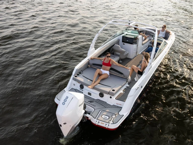Huur een Cranchi Turchese 24 in Cannes