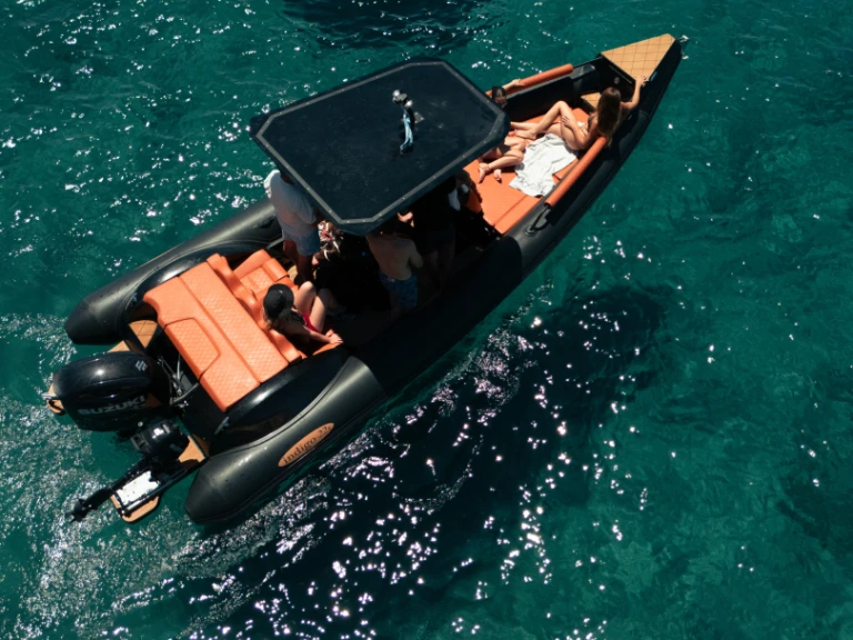 Huur Motorboot met of zonder schipper  in Gouviá