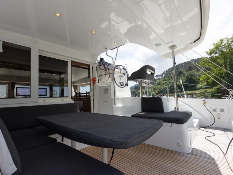 Lagoon Lagoon 40 te huur van particulier of professional in Bocca di Magra