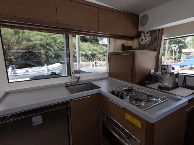 Catamaran te huur in Bocca di Magra voor de beste prijs