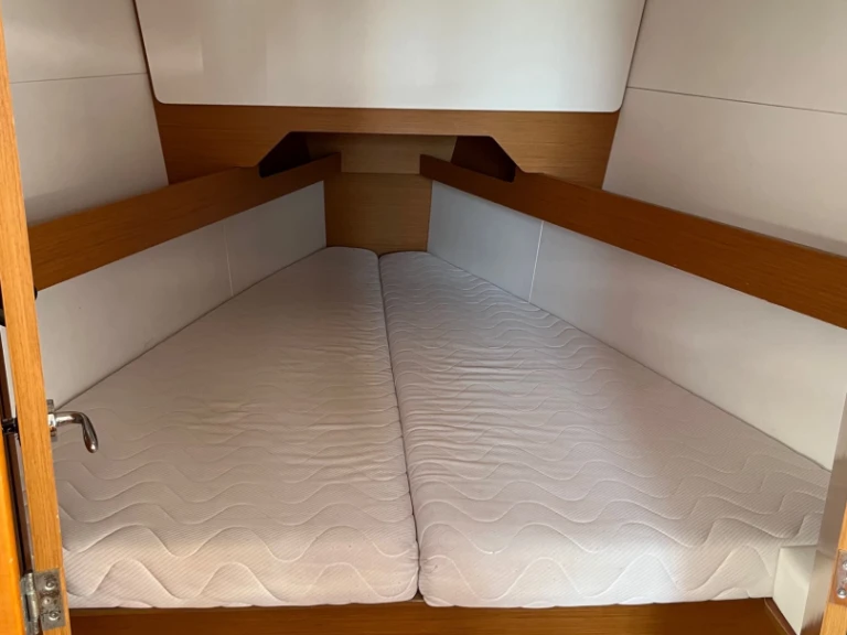 Bootverhuur Sukošan goedkoop Sun Odyssey 349