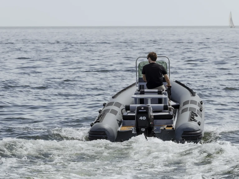 Bootverhuur Acquaviva Acquaviva 635 in Rimini via SamBoat