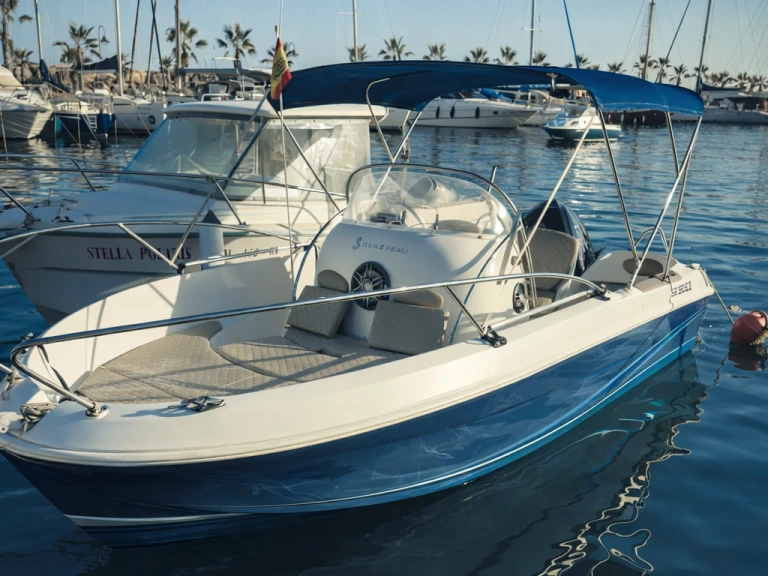 Bootverhuur Port d'Alicante goedkoop Flyer 550