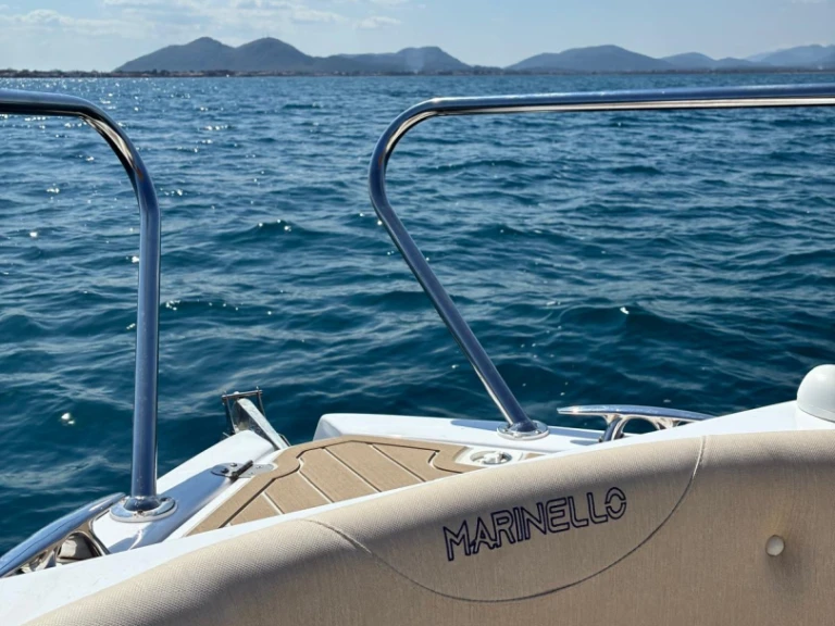 Motorboot te huur in Marina de Bonaire voor de beste prijs