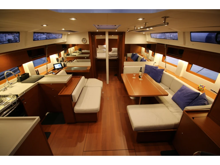 Verhuur Zeilboot in Jezera - Bénéteau Oceanis 51.1 First Line