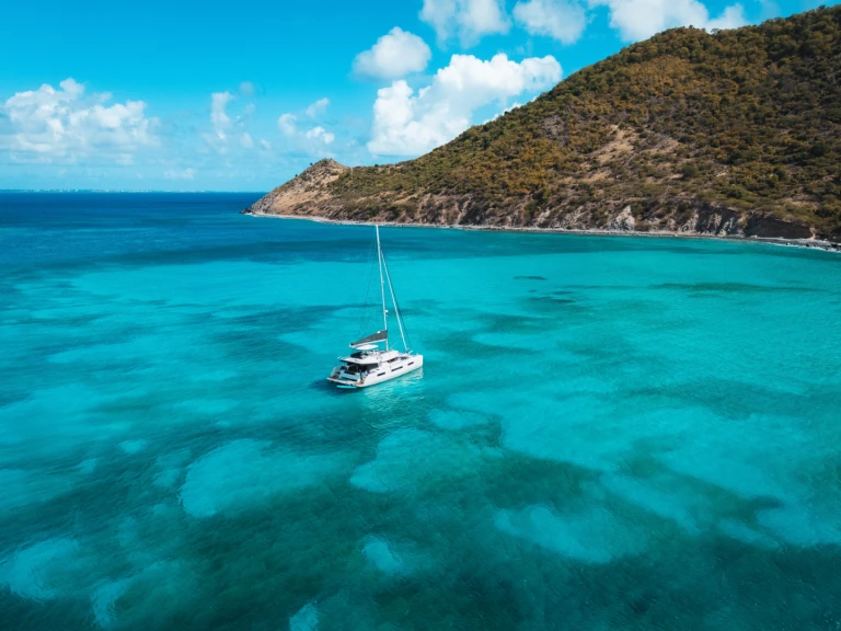 Verhuur Catamaran Lagoon met vaarbewijs