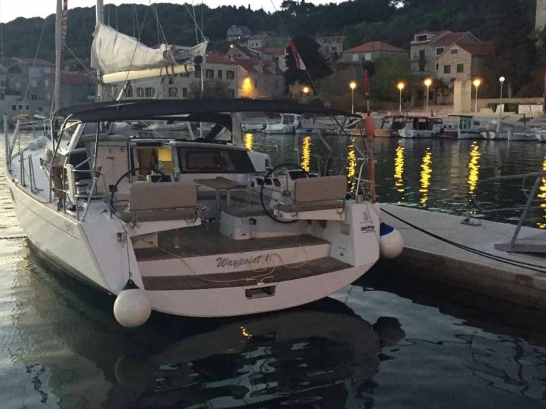 Bootverhuur Bénéteau Sense 50 in Jezera via SamBoat