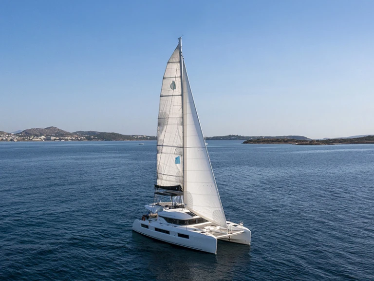 Catamaran te huur in Paros (Eiland) voor de beste prijs