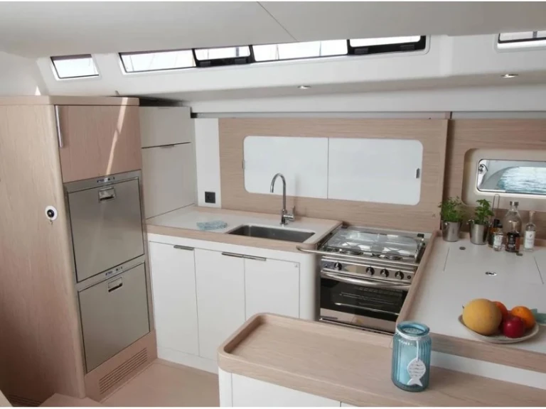 Bootverhuur Bénéteau First 53 in Lávrio via SamBoat