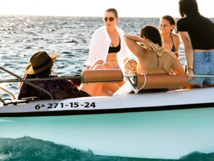 Huur Motorboot met of zonder schipper Polyester Yacht in Ciutadella de Menorca