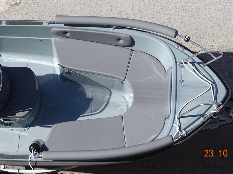 Tysk 450 open te huur van particulier of professional in Parálio Ástros