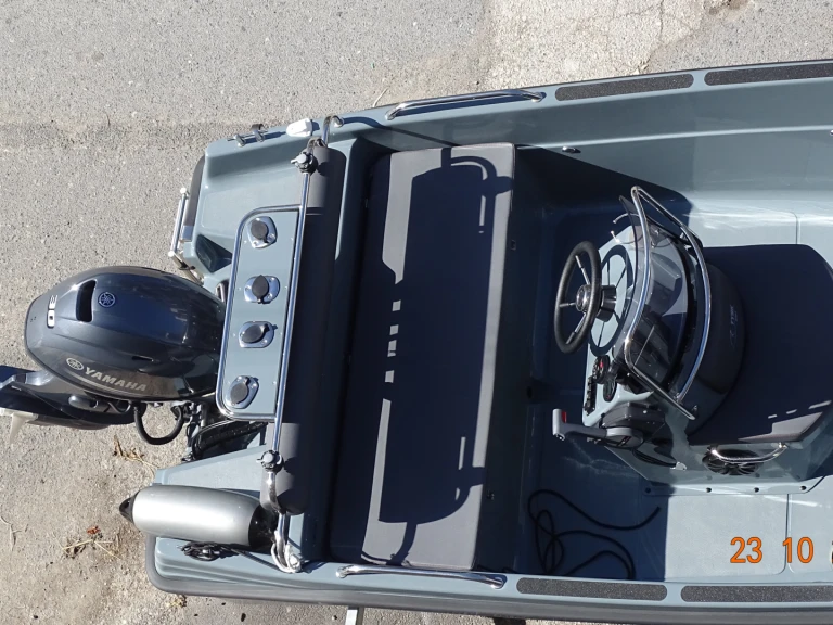 Jachthuur in Parálio Ástros - Tysk 450 open via SamBoat