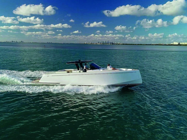 Bootverhuur Pardo Yachts Pardo 50 in Torre Annunziata via SamBoat