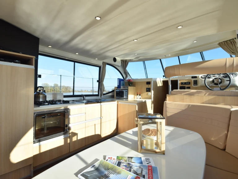 Bootverhuur Nicols Yacht Nicols Octo Fly C in Le Somail via SamBoat