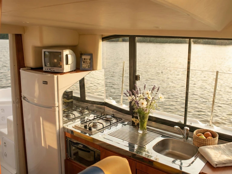 Bootverhuur Nicols Yacht Nicols Estivale Duo in Amieira via SamBoat