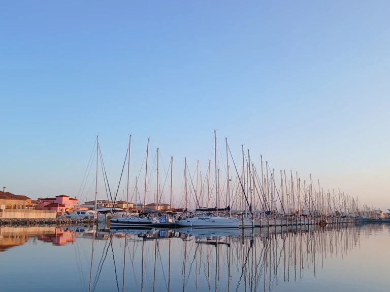 Jachthuur in Gruissan - Jeanneau Fantasia 27 via SamBoat