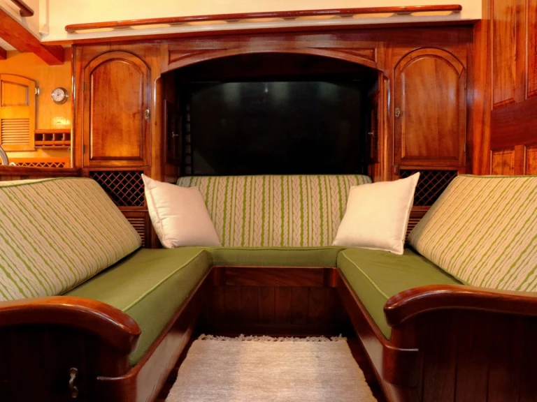 Huur Jacht met of zonder schipper Covey Island Boatworks in Newport