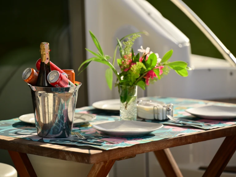 Bootverhuur Sea Ray 400 Sedan Bridge in Antalya (City) via SamBoat