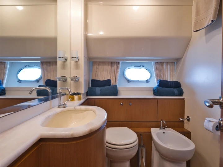 Verhuur Jacht in Dubrovnik - Ferretti Ferretti 681