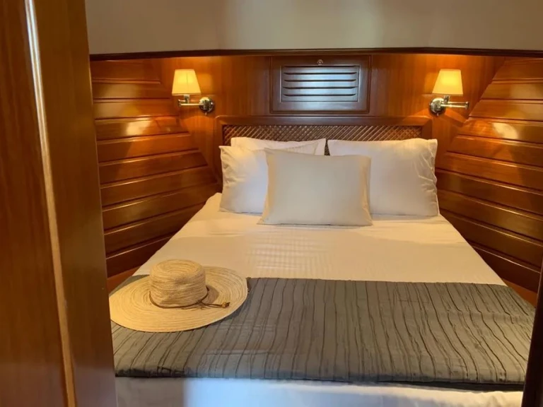 Menorquin MY 120 te huur van particulier of professional in Mahón