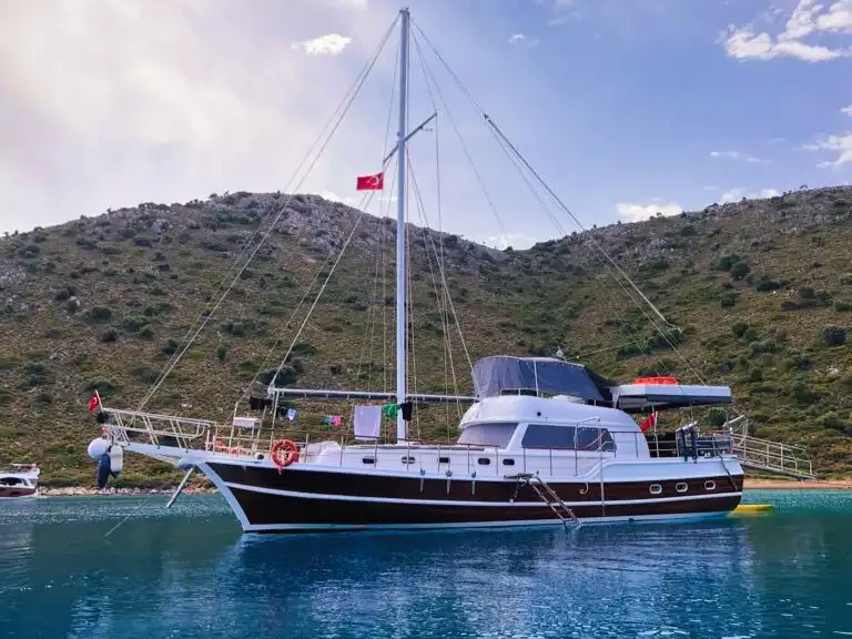 Verhuur Zeilboot Custom met vaarbewijs