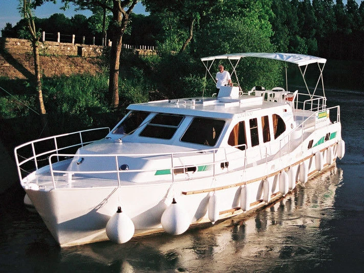 Bootverhuur Louhans goedkoop America 43