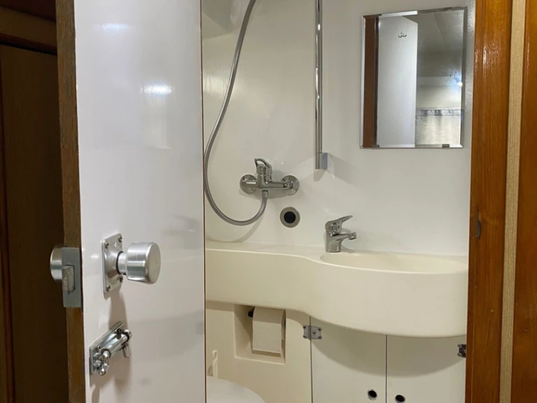 Verhuur Motorboot  met vaarbewijs