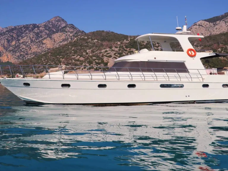 Verhuur Zeilboot Custom met vaarbewijs