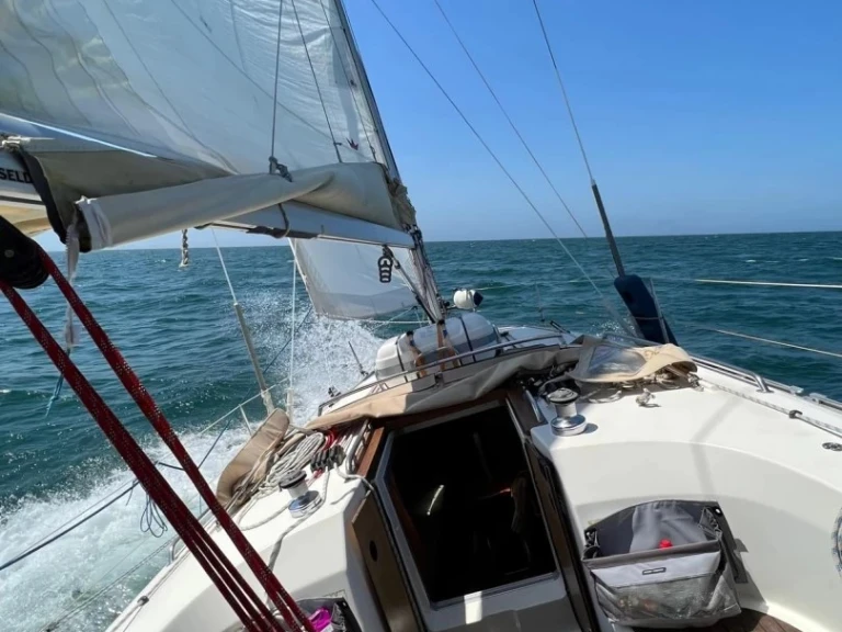 Huur een Bavaria Bavaria 32 Cruiser in La Rochelle