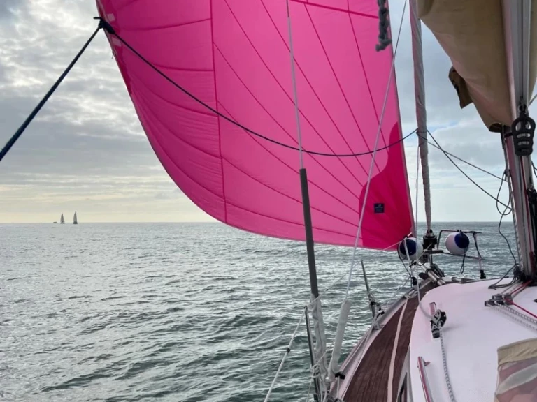 Jachthuur in La Rochelle - Bavaria Bavaria 32 Cruiser via SamBoat