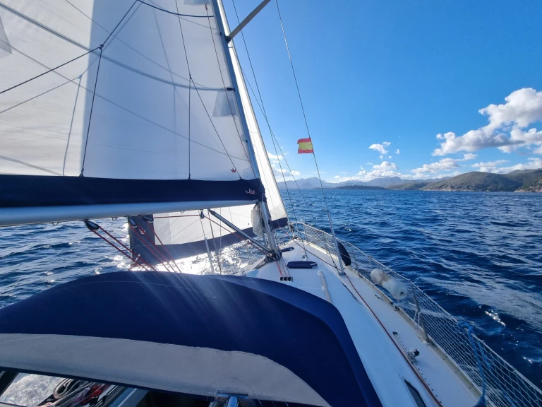 Bénéteau Oceanis 381 te huur van particulier of professional in Puerto de Pollensa