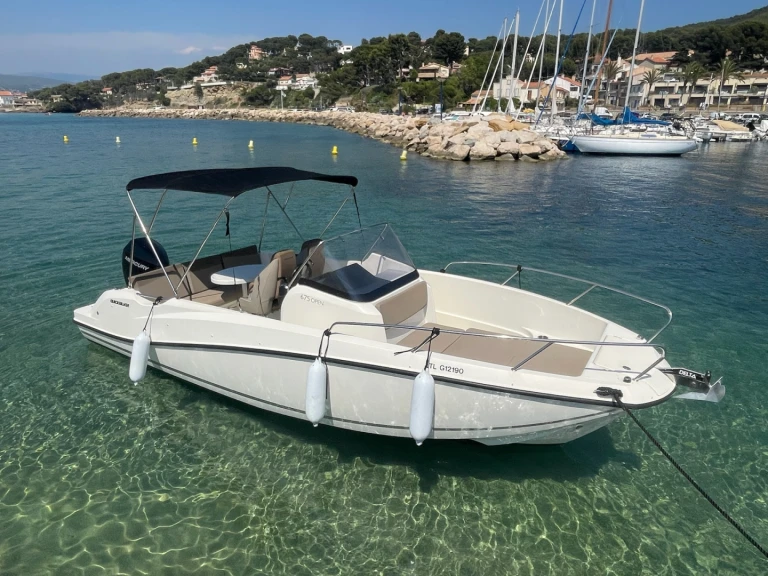 Huur een Quicksilver Activ 675 Open in La Madrague