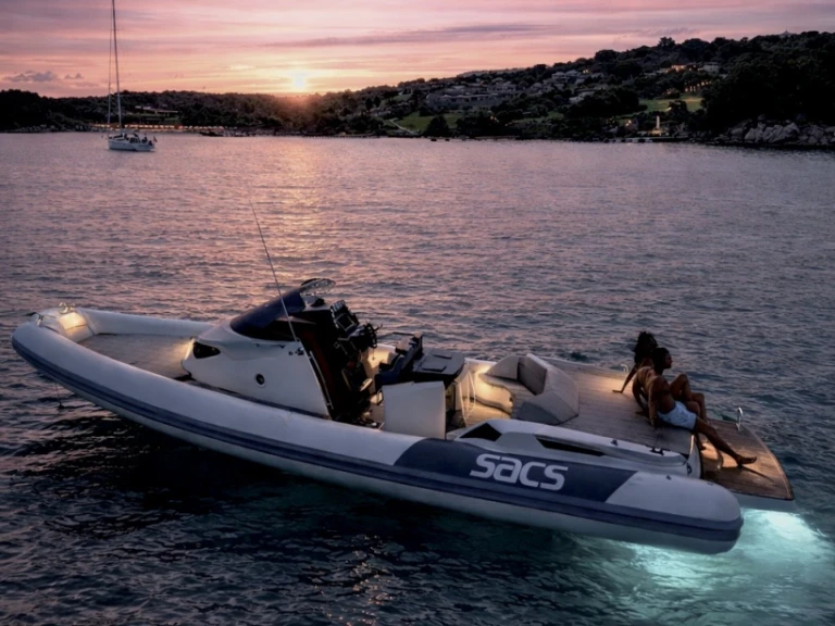 Huur een Sacs-Marine Strider 11 in Porto Rotondo