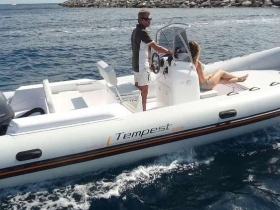 Bootverhuur Port-Haliguen goedkoop Tempest 630