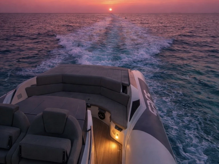 Huur een Sacs-Marine Strider 11 in Porto Rotondo