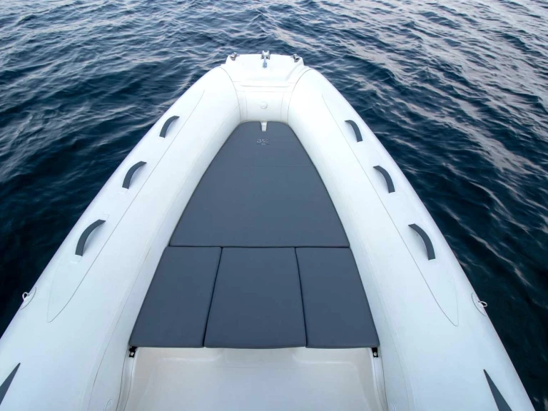 RIB te huur in Sète voor de beste prijs