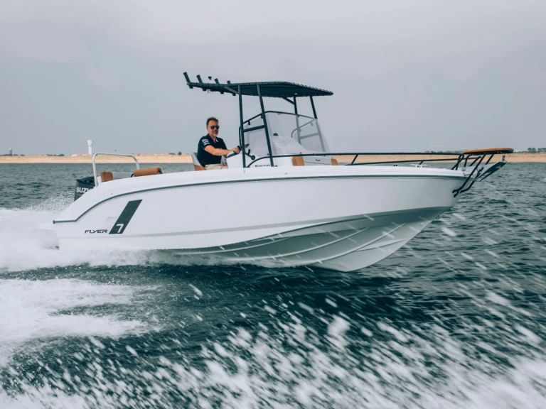 Motorboot te huur in Sète voor de beste prijs