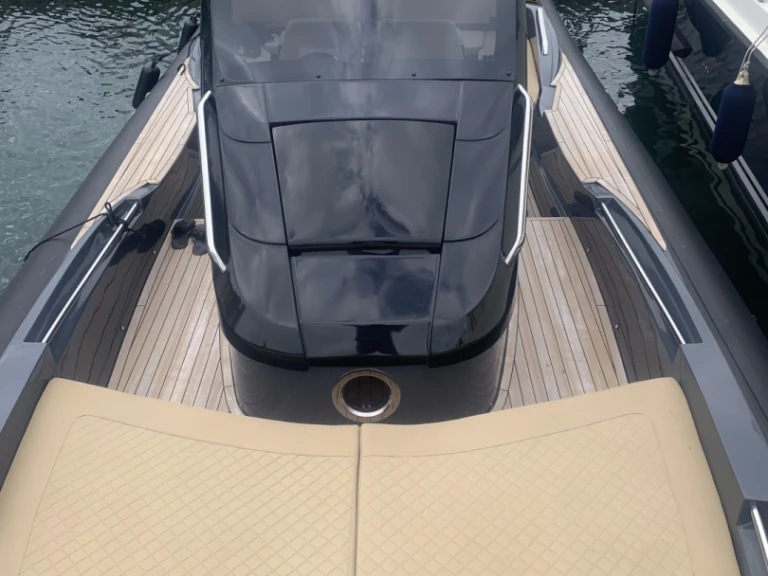 Bootverhuur Port Grimaud goedkoop Envy 1100