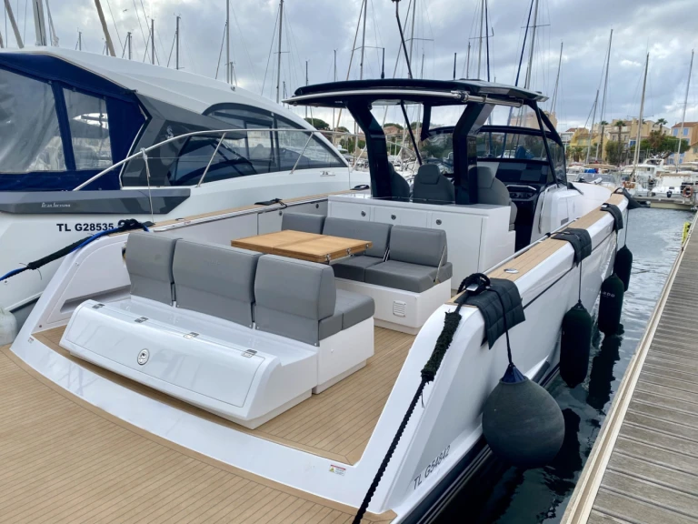 Jachthuur in Port Grimaud - Pardo Yachts Pardo 38 via SamBoat