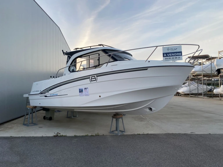 Verhuur Motorboot in Ajaccio - Bénéteau Antares 8