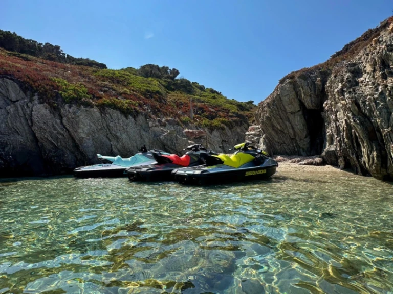 Bootverhuur Hyères goedkoop JET SKI SEADOO